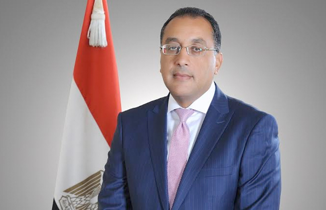 حظر تنقل الأتوبيسات - 10 إلى 15% زيادة فى تعريفة ركوب المواصلات , مدبولى , مصطفى مدبولي , مصر , رئيس الوزراء , استثمارات , مرسيدس , Mercedes , بورشه , Porsche , شتوتجارت , ألمانيا , برلين , القاهرة