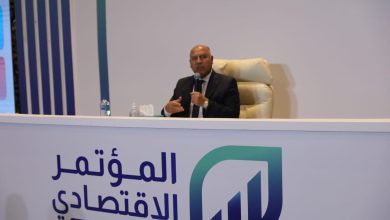وزير النقل كامل الوزير خلال كلمته بالمؤتمر الاقتصادي